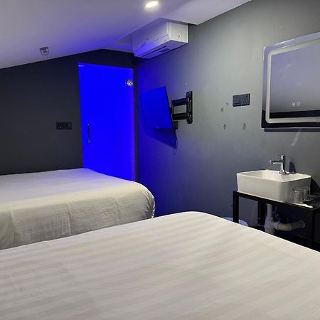 Hotel Jjh - Newly Opened Near Bugis Singapore Buitenkant foto