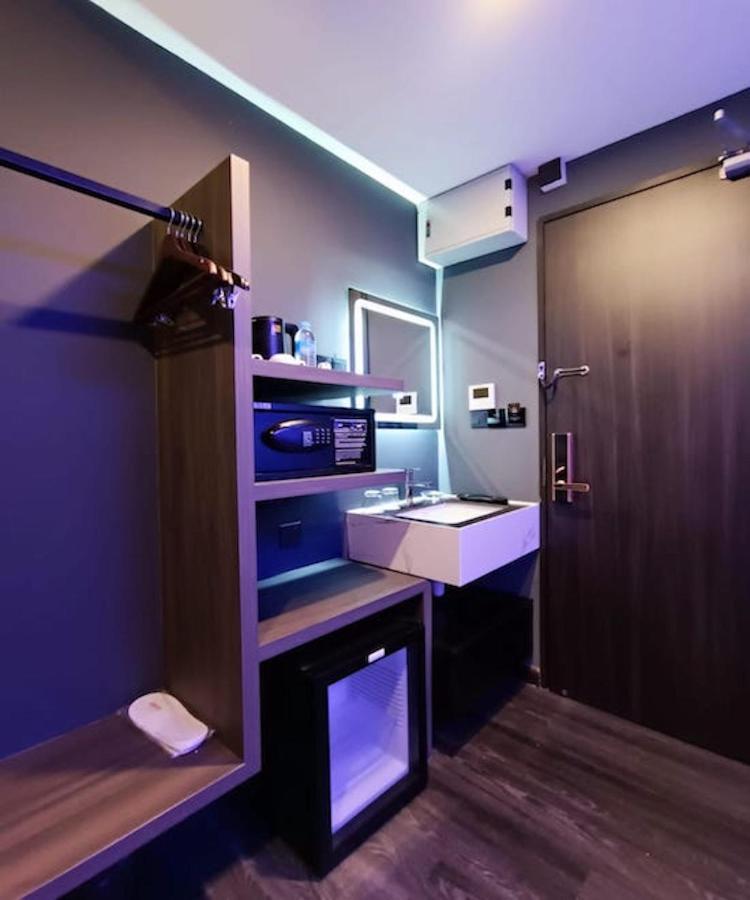 Hotel Jjh - Newly Opened Near Bugis Singapore Buitenkant foto
