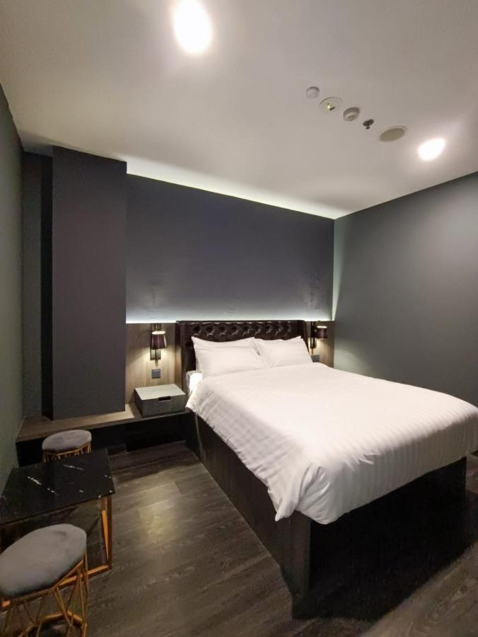 Hotel Jjh - Newly Opened Near Bugis Singapore Buitenkant foto
